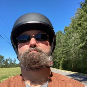 Meet your Posher, Larry